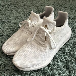Swift Run 1.0 Adidas Athletic Sneakers - Size 11